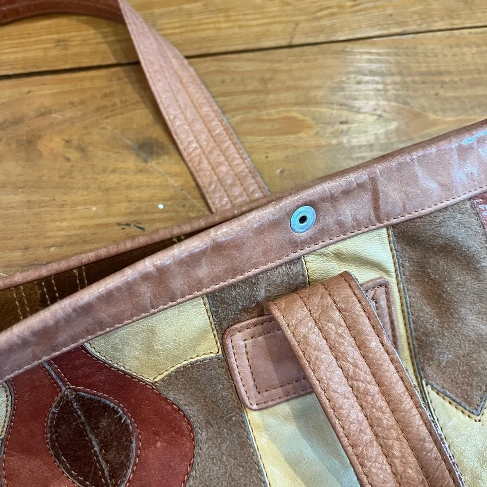 (404) “AUTHENTIC VINTAGE LEATHER TOTE” - Picture 5 of 13
